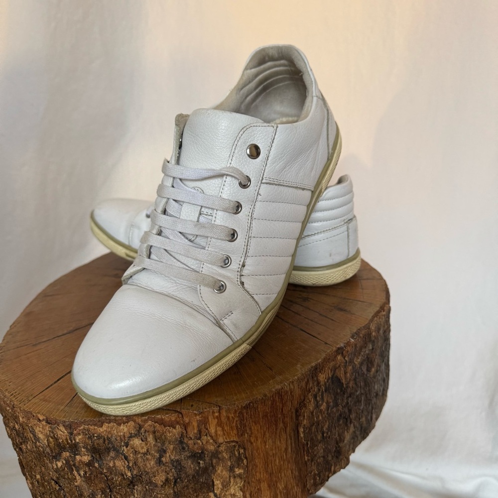 Kenneth Cole Down-Time men’s 10 white leather sneakers
